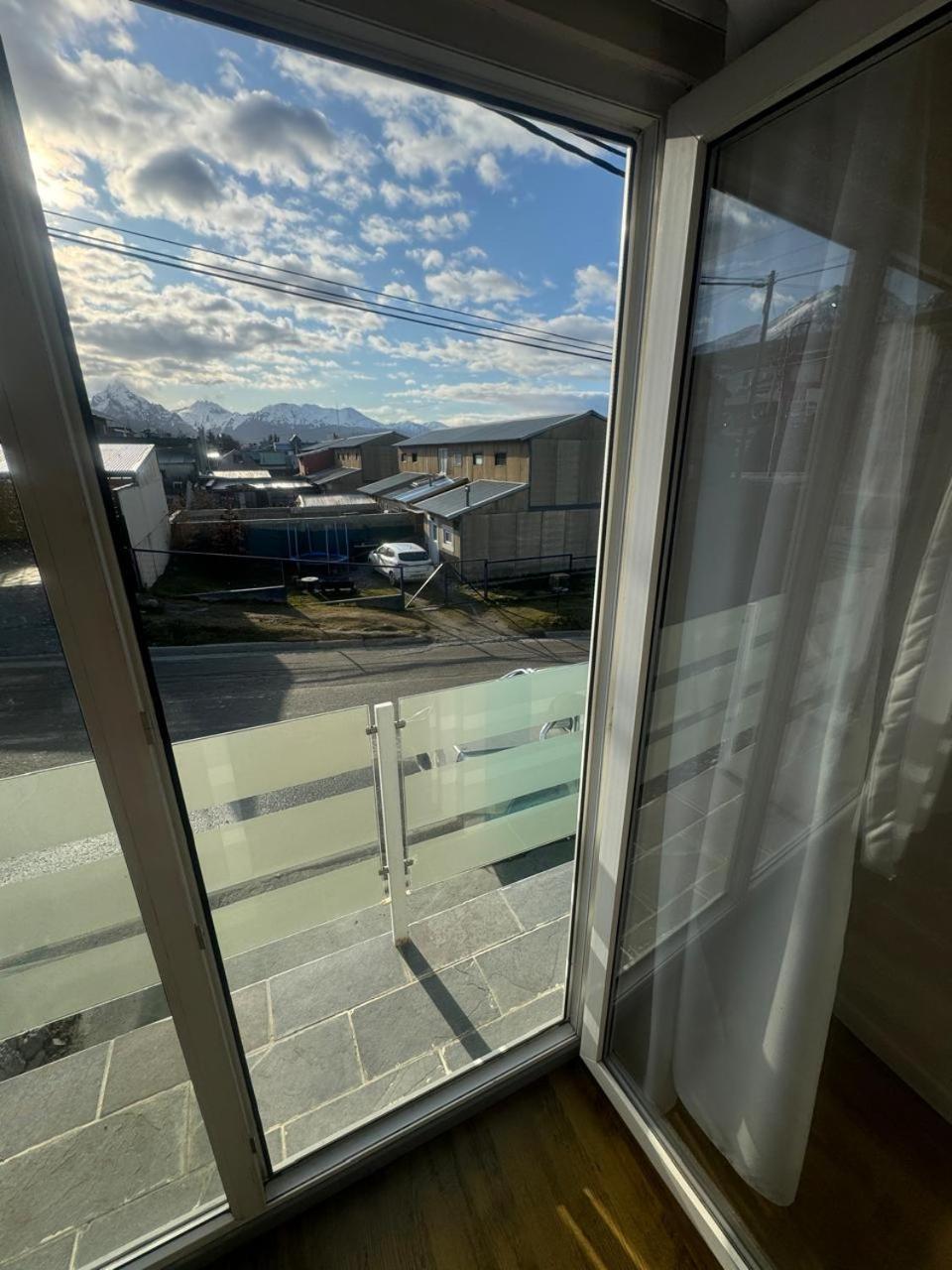 Departamentos Karukinka Apartment Ushuaia Exterior photo